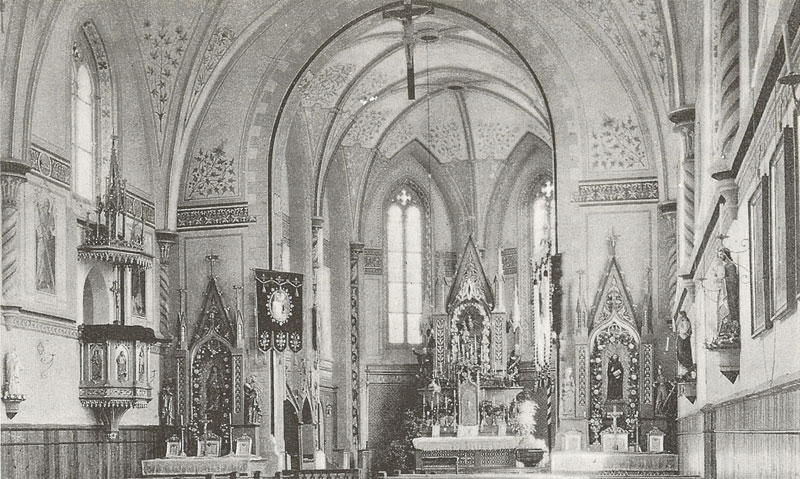Das Kircheninnere um 1900